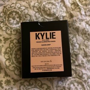 Kylie Cosmetics Makeup - Kylie Jenner kylighter Kylie Cosmetics Makeup - Kylie Jenner kylighter